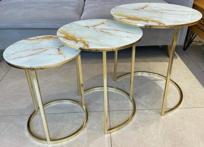 סט שולחנות טנגו לבן רגל זהב