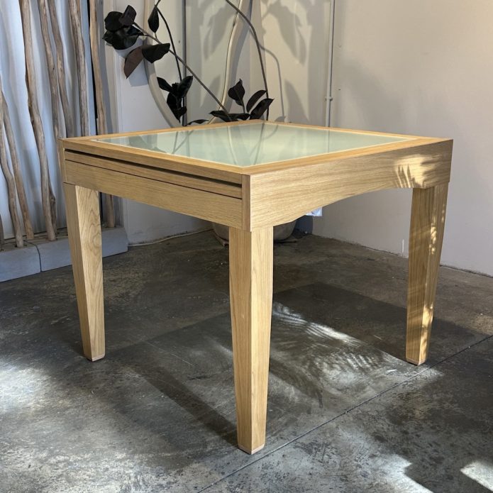 שולחן פקינו זכוכית