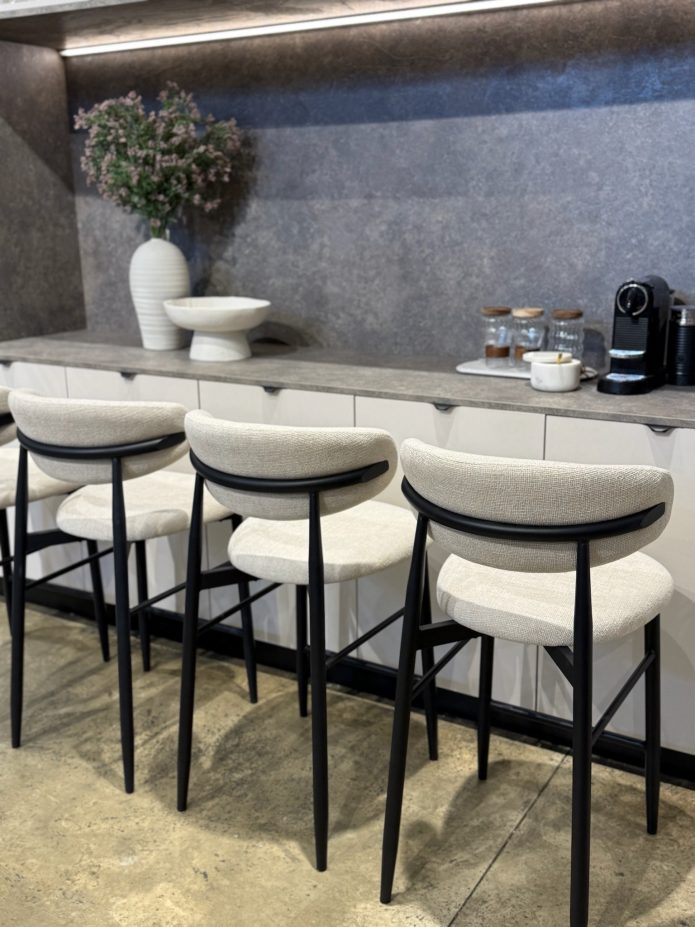 כסא בר לאונרדו מתכת